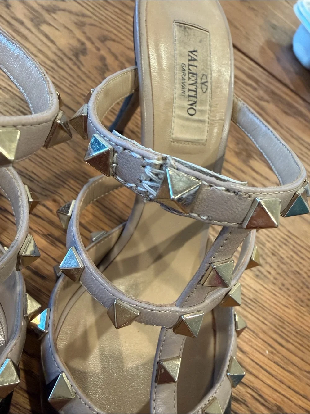 Valentino Garavani Rockstud Pointed Toe Heels – Size 37